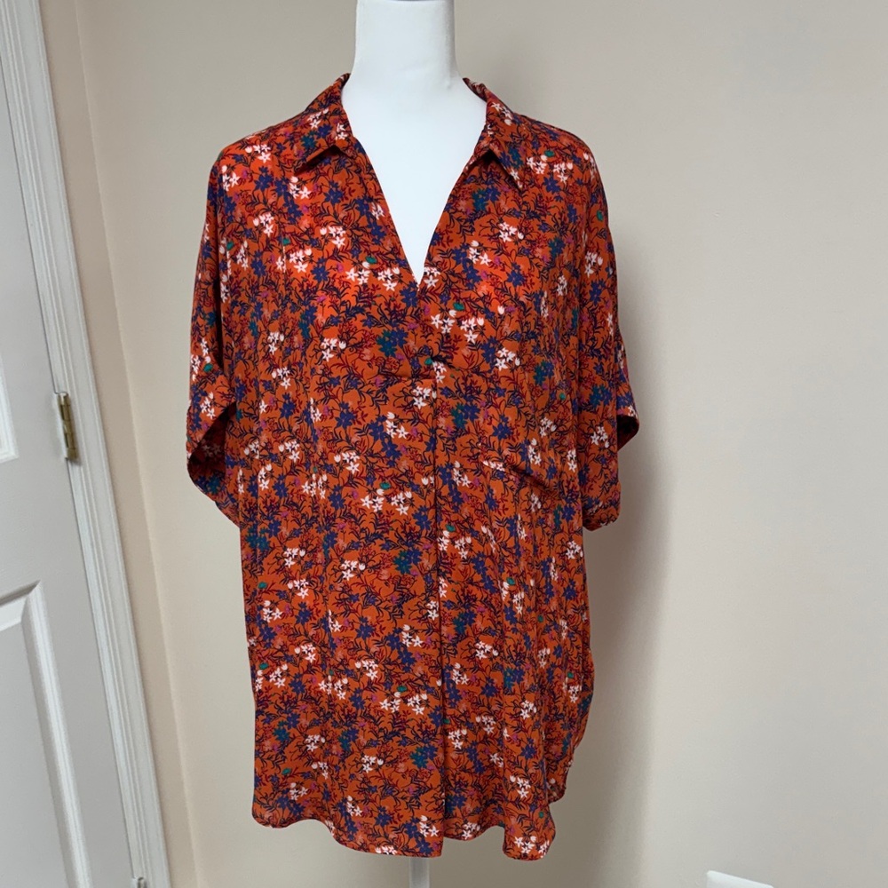 Violet + Claire Floral Orange and Blue Women's Blouse